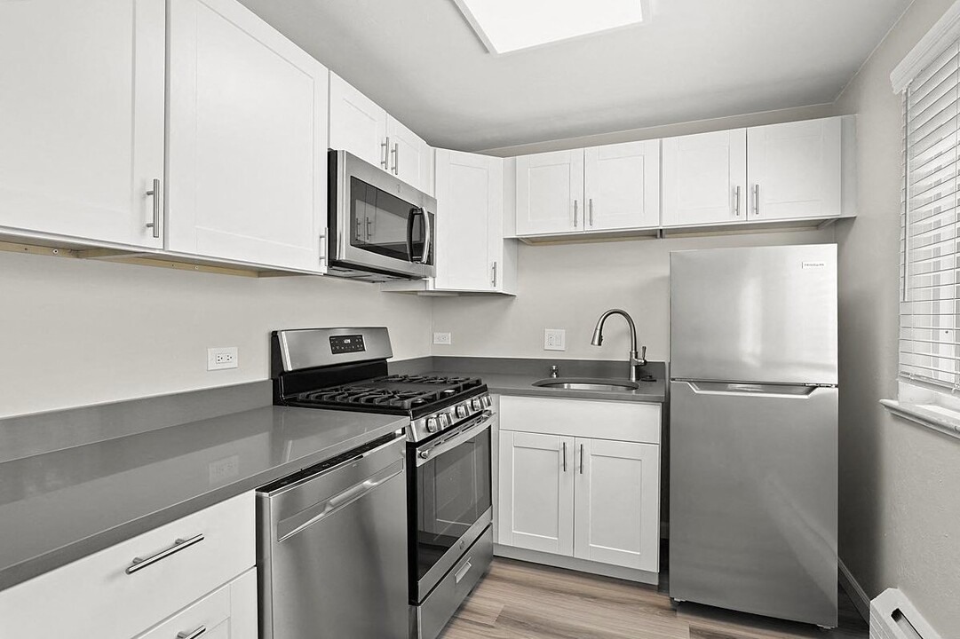 1325 Madison in Denver, CO - Building Photo