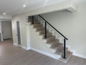 465 Swallow Dr, Unit UNIT#11 in Miami Springs, FL - Building Photo - Building Photo