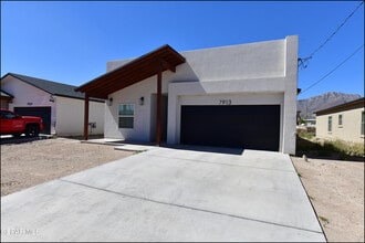 7913 Mitzie Ram Pl in El Paso, TX - Building Photo - Building Photo