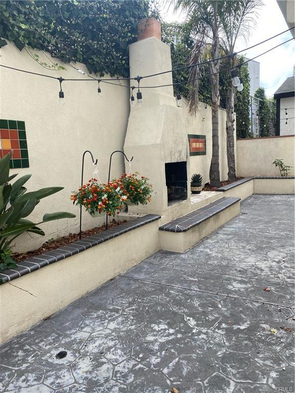 210 Avenue B in Redondo Beach, CA - Building Photo - Building Photo