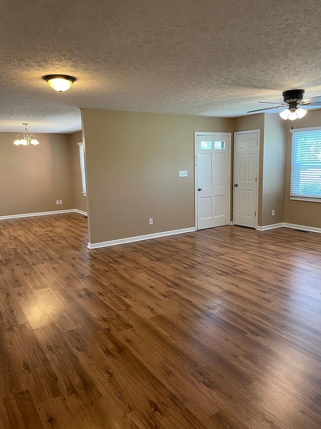 1403 Fairview Ave in Bowling Green, KY - Building Photo - Building Photo
