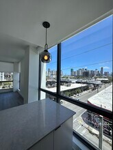 244 NW 31st St, Unit A12 in Miami, FL - Building Photo - Building Photo