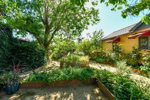 4 Ramona Ave in Napa, CA - Building Photo