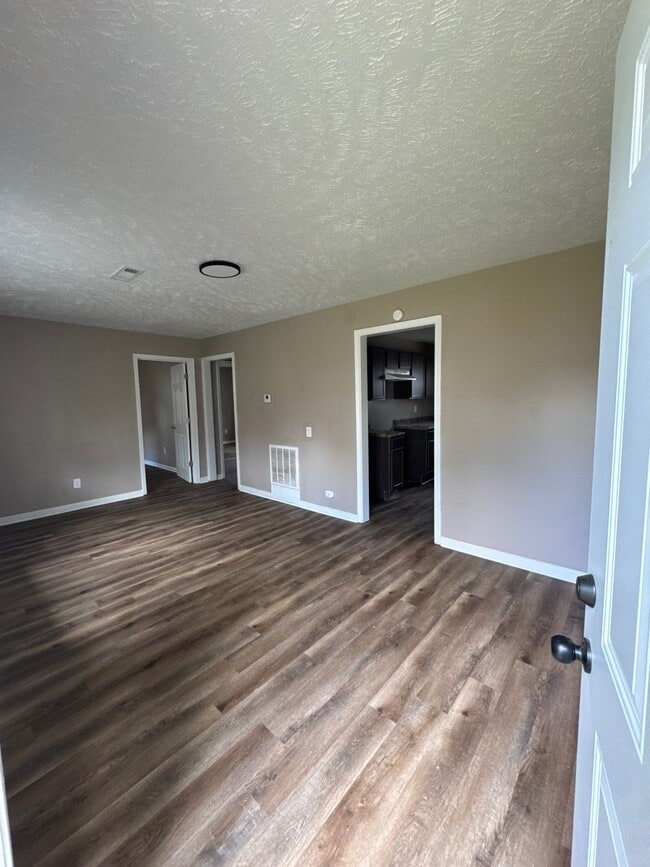 916 Monroe Ave in Brownsville, TN - Building Photo - Building Photo