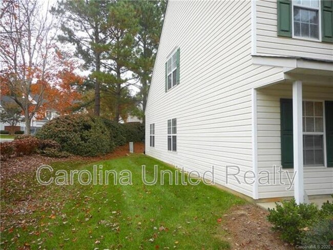 1957 University Heights Ln in Charlotte, NC - Building Photo - Building Photo