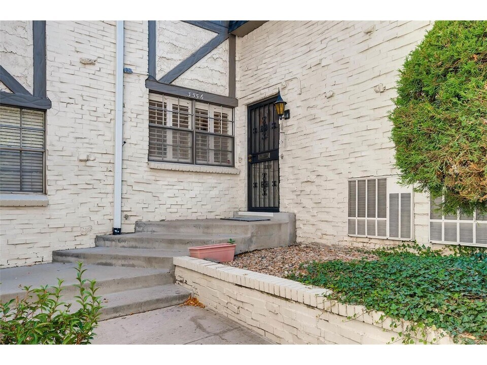 3556 S Ivanhoe St in Denver, CO - Building Photo