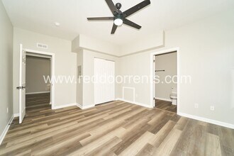 1329 E Market St-Unit -Unit 7 in Indianapolis, IN - Building Photo - Building Photo