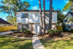 4730 Theall Rd in Houston, TX - Building Photo