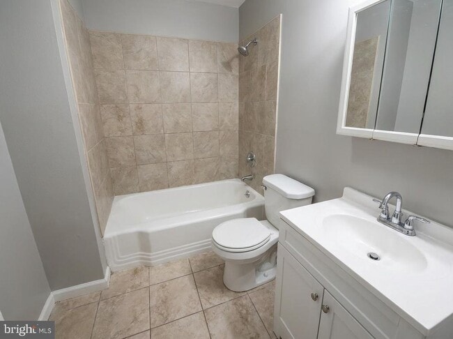 property at 1616 Plum St