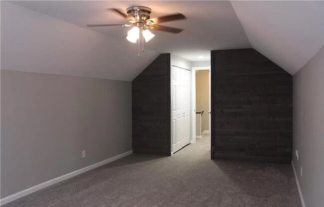 5025 Rye Dr in Dayton, OH - Building Photo - Building Photo