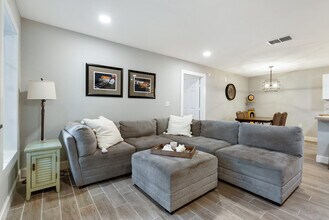 7424 Vista Way in Bradenton, FL - Building Photo - Building Photo