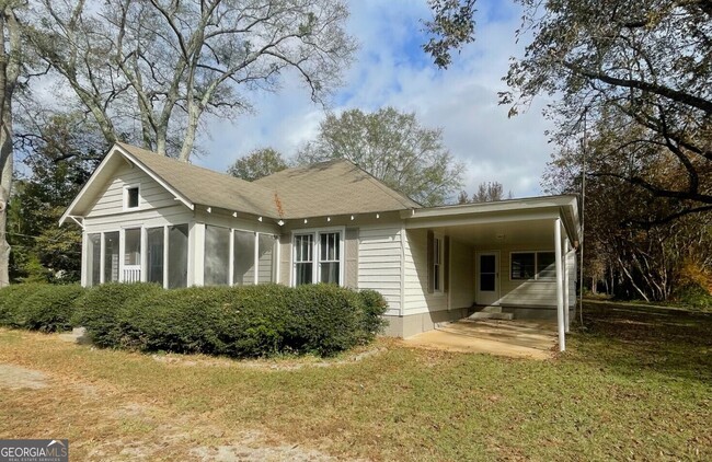 586 McKenzie Bridge Rd in Carrollton, GA - Building Photo - Building Photo