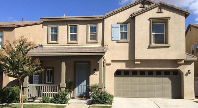 1804 New Riders St in Bakersfield, CA - Building Photo - Building Photo