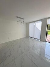 9729 Costa del Sol Blvd in Doral, FL - Building Photo - Building Photo