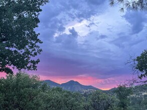 23083 Elk Trail E in Redding, CA - Building Photo - Building Photo