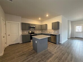 17020 Buck Cir in Oklahoma City, OK - Building Photo - Building Photo