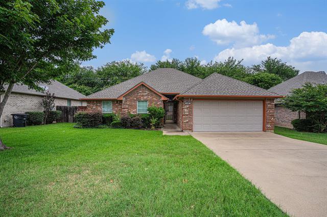 property at 1307 Hyde Park Blvd