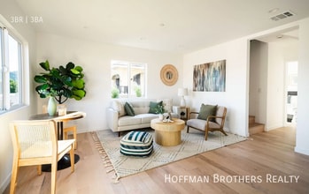 2681 Roseview Ave in Los Angeles, CA - Building Photo - Building Photo