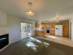 296 Mikala Ln in New Castle, CO - Building Photo - Building Photo
