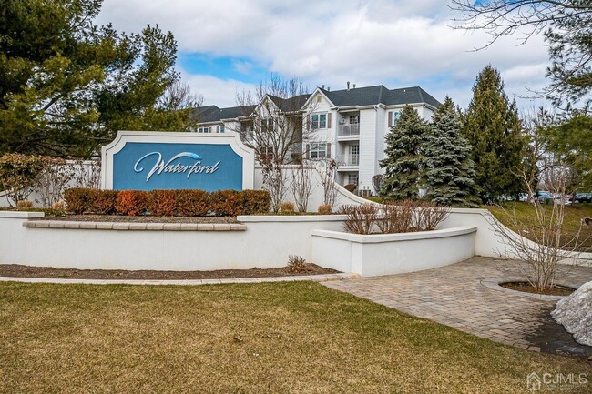property at 733 Waterford Dr