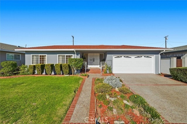 property at 5613 Pso De Pablo