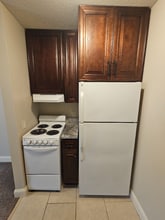 1810 E St in Lincoln, NE - Foto de edificio - Building Photo