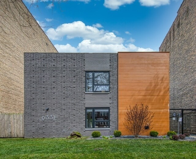 6331 N Magnolia Ave in Chicago, IL - Building Photo