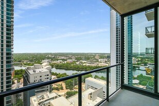 610 Davis St, Unit 2705 in Austin, TX - Building Photo