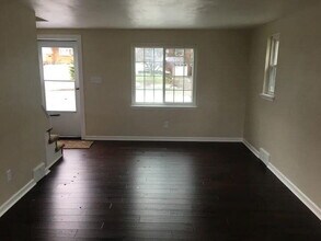 337 Noel Dr in Monroeville, PA - Building Photo - Building Photo