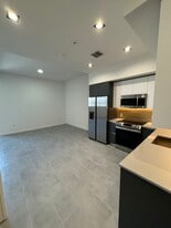 70 NW 28th St, Unit B1 in Miami, FL - Building Photo
