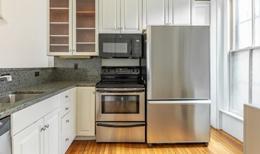 777 Tremont St, Unit 1-2 in Boston, MA - Foto de edificio - Building Photo