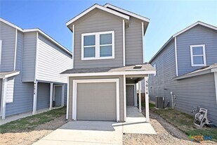 5014 Winecup Cv in Converse, TX - Building Photo