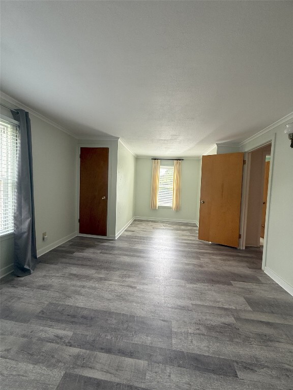 608 Delano Ave in Vestal, NY - Building Photo - Building Photo