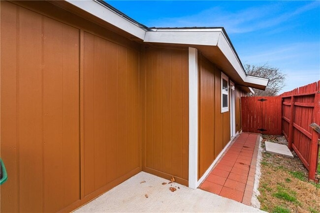 property at 4414 Diane Dr