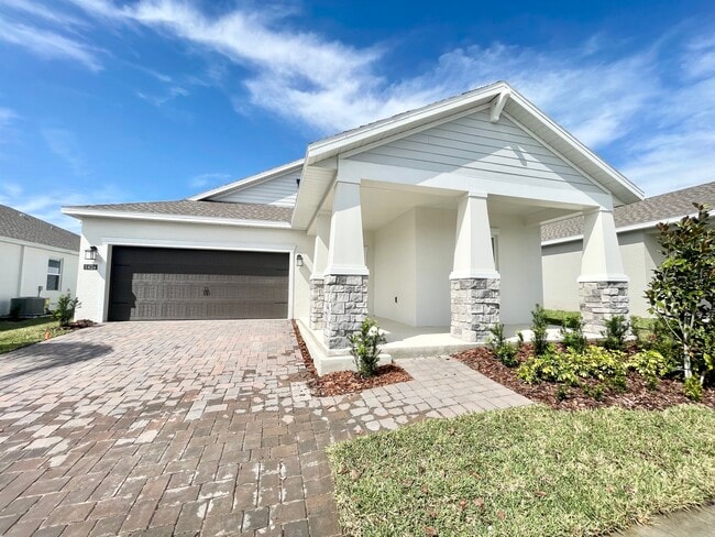1424 Brentwood Dr in Kissimmee, FL - Foto de edificio - Building Photo