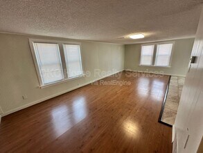 2936 SW 50th St in Oklahoma City, OK - Foto de edificio - Building Photo