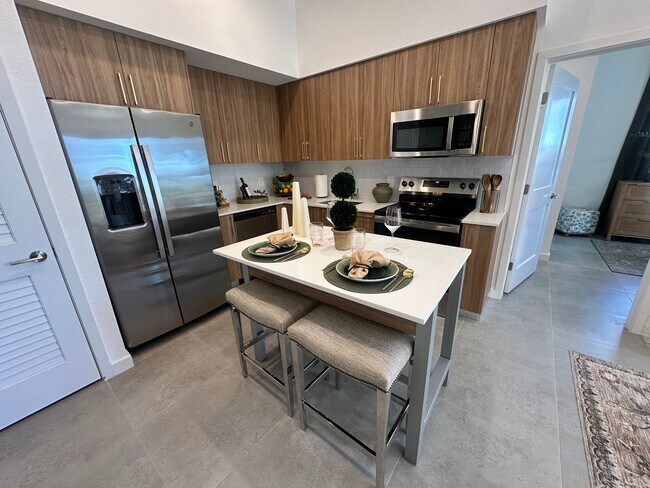 2029 Monroe St, Unit B1 in Hollywood, FL - Foto de edificio - Building Photo