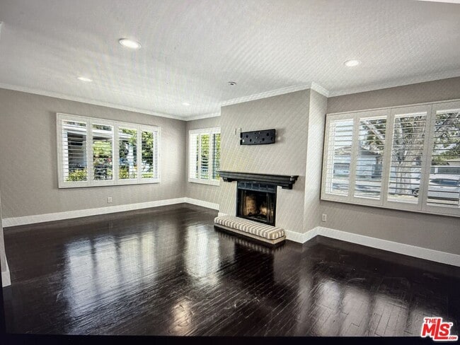 property at 18148 Hartland St