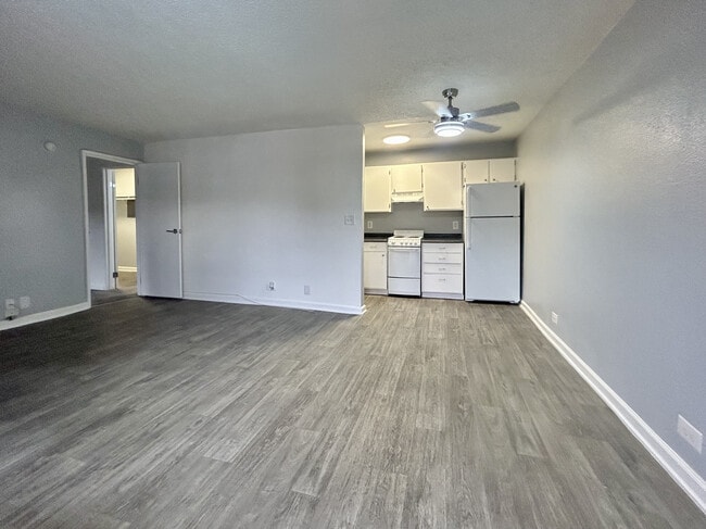 Katie Court Apartments in Las Vegas, NV - Building Photo - Building Photo