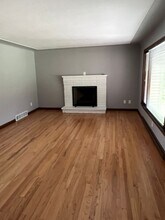 6520 Diana Dr in Youngstown, OH - Building Photo - Building Photo