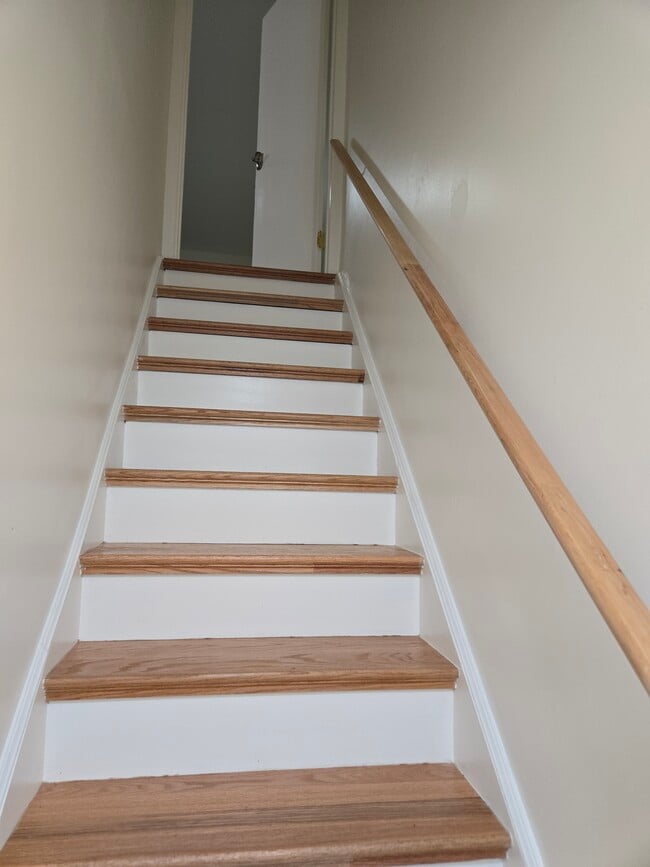 77 Juniper Rd, Unit Juniper ridge condo in Bethel, CT - Building Photo - Building Photo