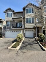 780 NW 118th Ave in Portland, OR - Building Photo