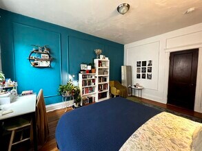 144 Coolidge St in Brookline, MA - Building Photo - Building Photo