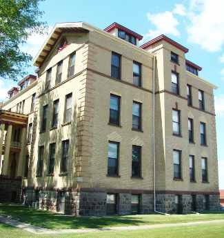 Academy Park Apartments in Devils Lake, ND - Building Photo