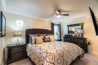 221 Waterside Dr in Hypoluxo, FL - Building Photo - Building Photo