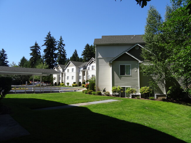 Colina Square in Sammamish, WA - Foto de edificio - Building Photo