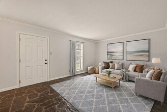 9029 Gaylord Dr, Unit 125 in Houston, TX - Building Photo - Building Photo