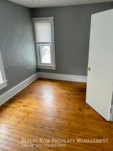 2018 Forestdale Ave in Cleveland, OH - Foto de edificio - Building Photo