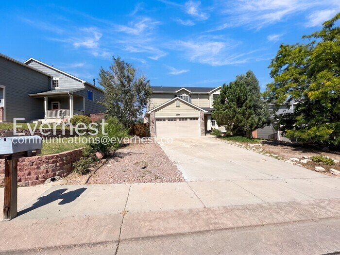 6598 Fielding Terrace in Colorado Springs, CO - Building Photo