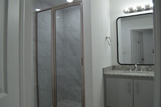 214 Basswood Dr in Spring, TX - Building Photo - Building Photo